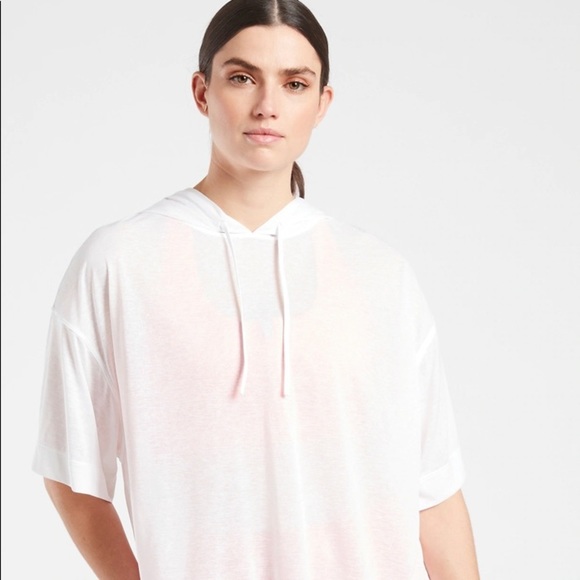 Athleta Tops - Athleta Women’s White Vapor Workout Pullover Hooded Tee Size Large.